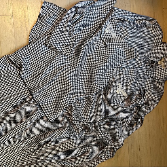 EUC Italian blunauta 3-piece silk set- skirt, tank, cuff linked button-up - Picture 2 of 13